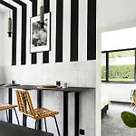 Duplex - Main Street Area - Ac - Netflix - Desk *