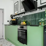Duplex - Main Street Area - Ac - Netflix - Desk *