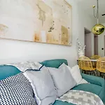 Tatil Evi Duplex - Main Street Area - Ac - Netflix - Desk Sofya