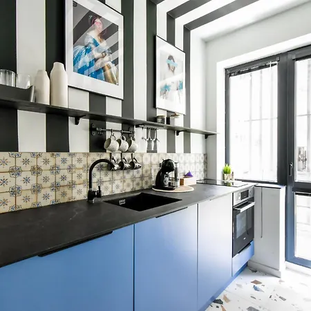 Feriehus Duplex - Main Street Area - Ac - Netflix - Desk Sofia