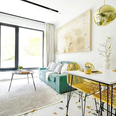 Duplex - Main Street Area - Ac - Netflix - Desk