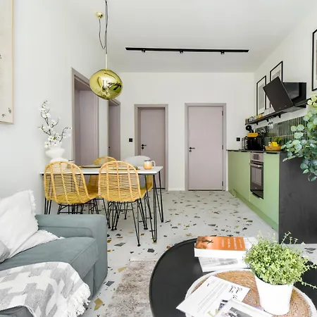 Duplex - Main Street Area - Ac - Netflix - Desk Daire