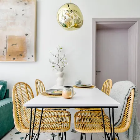 Duplex - Main Street Area - Ac - Netflix - Desk Appartement *